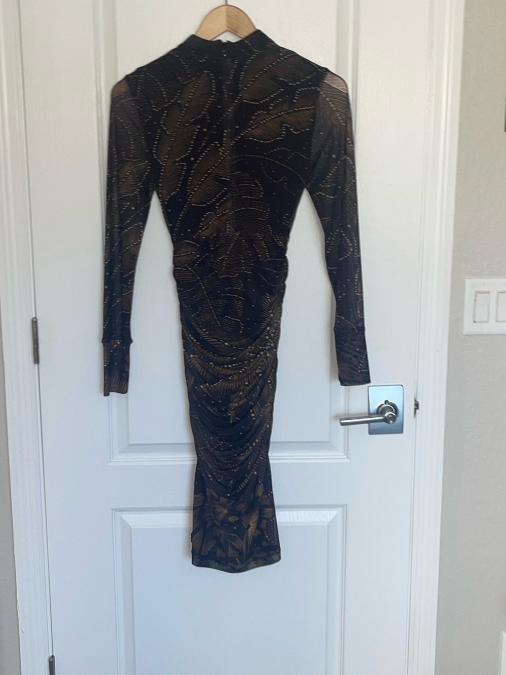 FARM RIO Golden Foliage Long Sleeve Tulle Black Sheer Starburst Palm Print XS - Picture 8 of 11